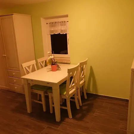 Hirt's Brau-& شقة